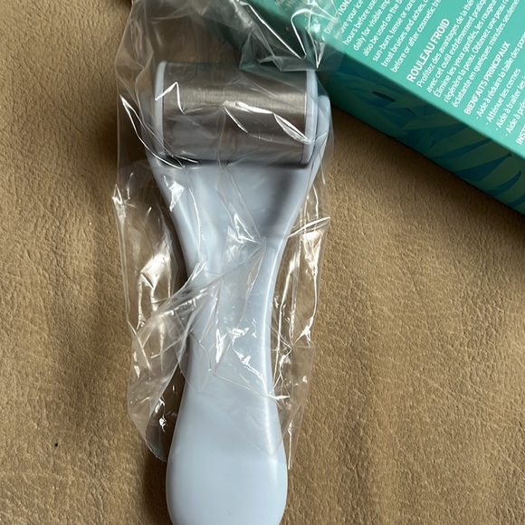 New face and body ice roller - Picture 5 of 5